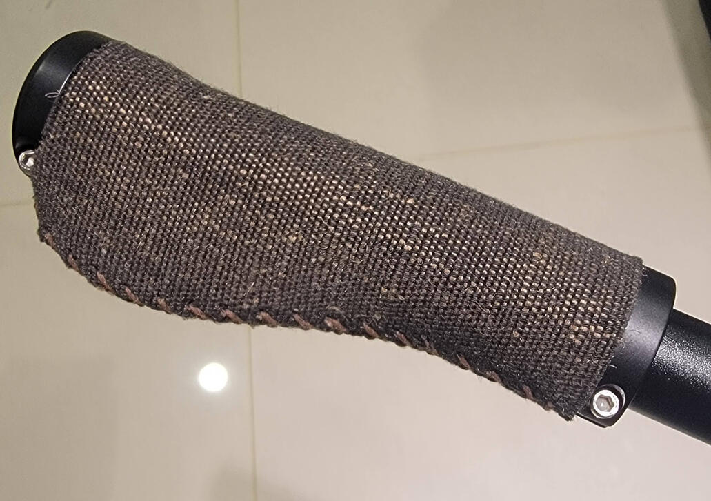 RPET Grip Ergo Brown